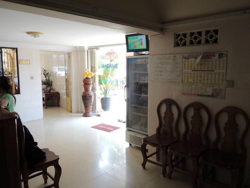 Shang Hai Guesthouse Battambang Exterior photo
