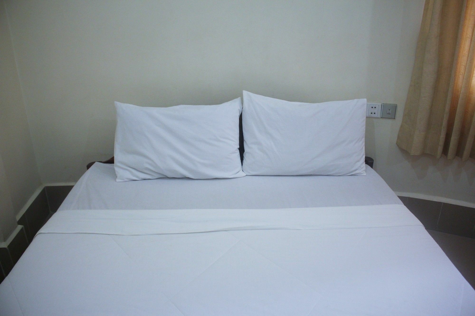 Shang Hai Guesthouse Battambang Exterior photo