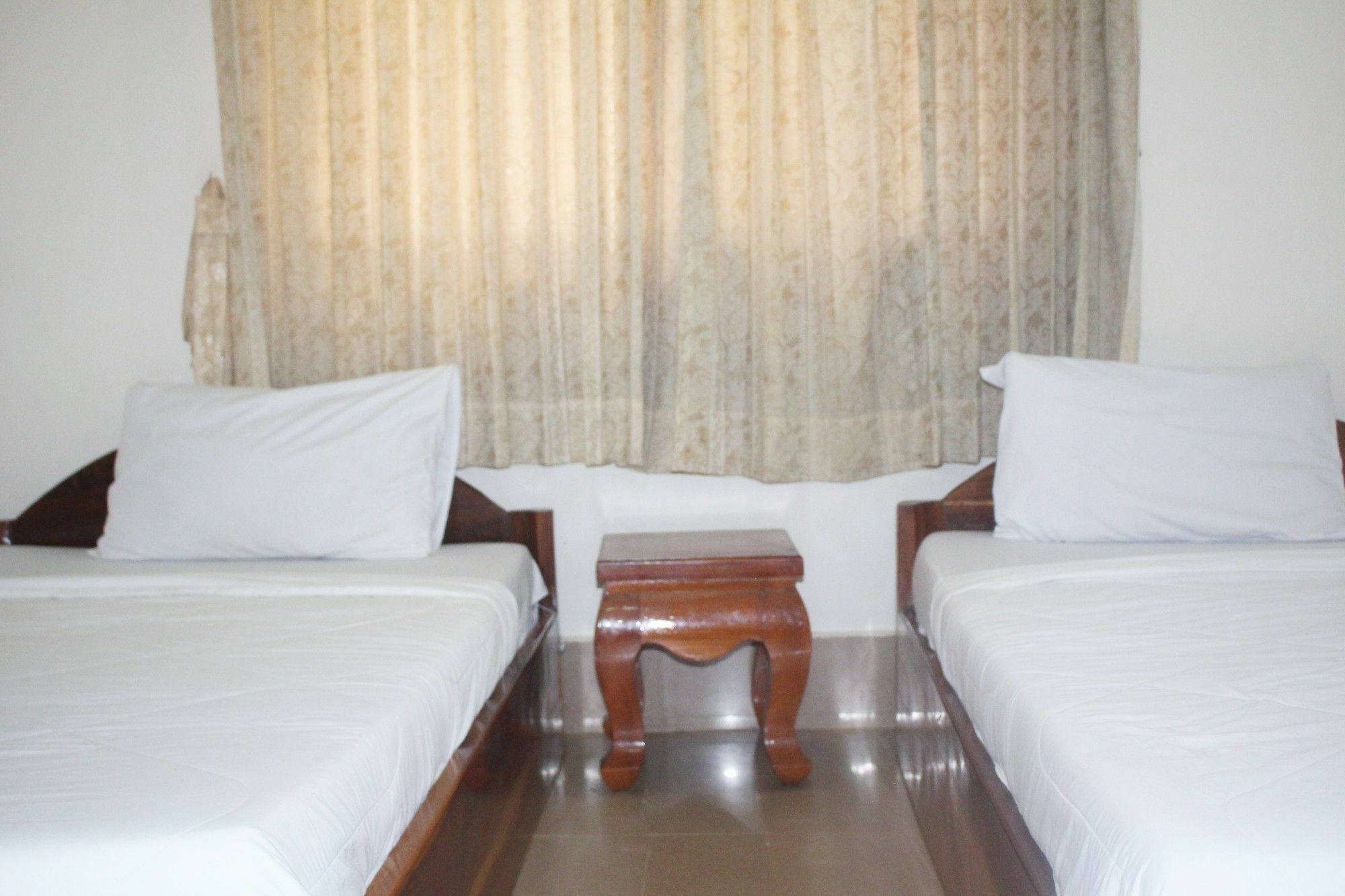 Shang Hai Guesthouse Battambang Exterior photo