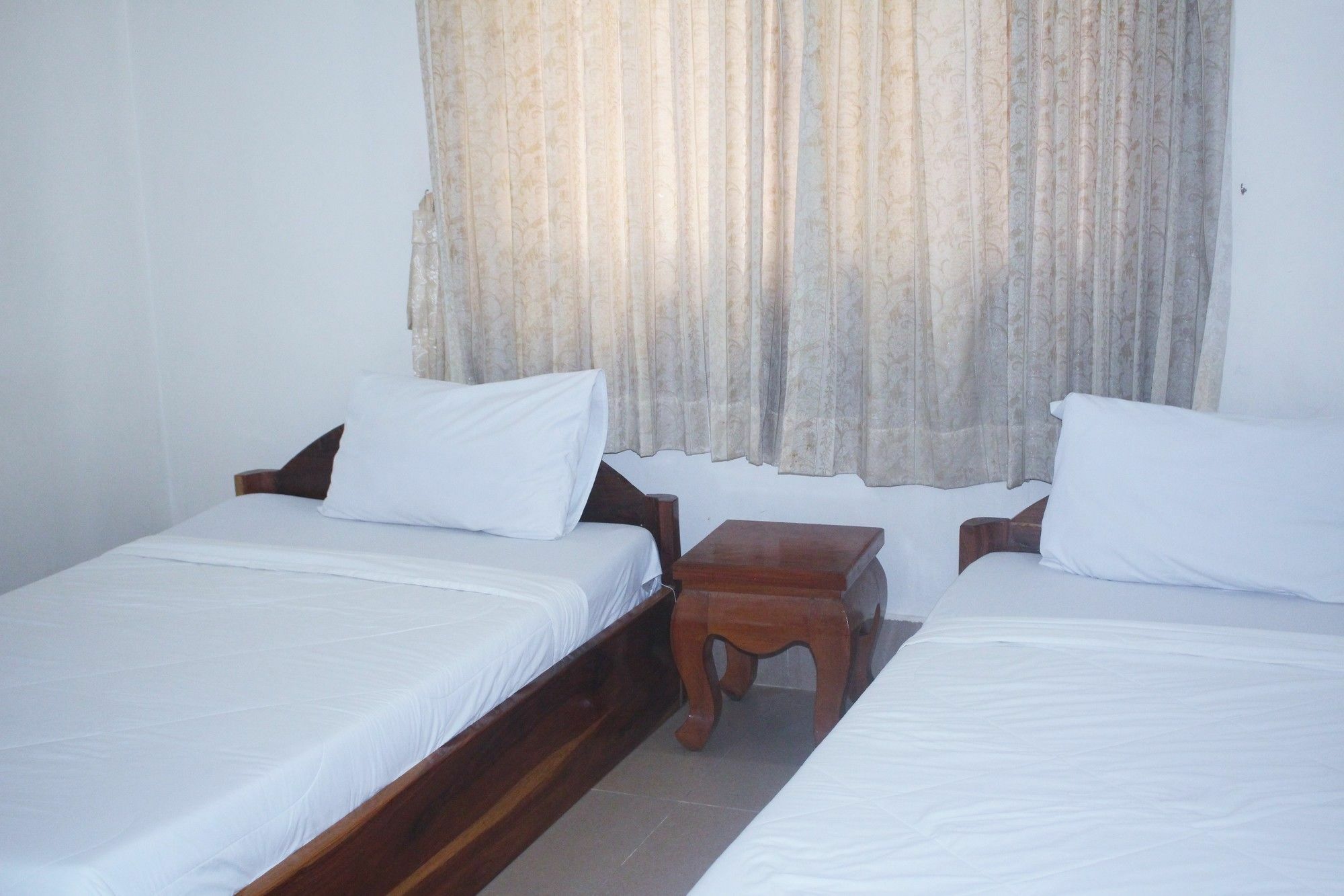 Shang Hai Guesthouse Battambang Exterior photo