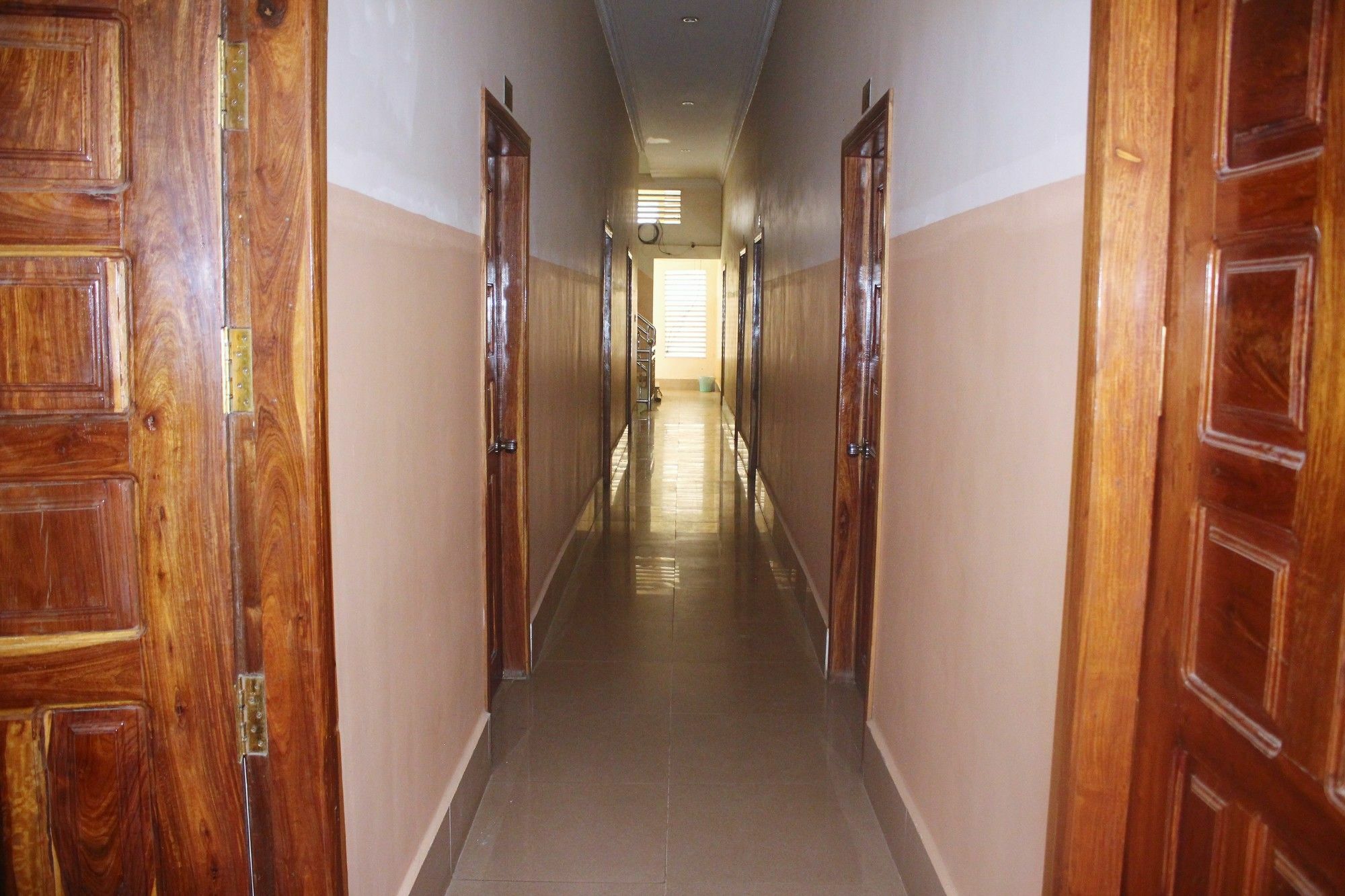 Shang Hai Guesthouse Battambang Exterior photo